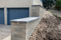 brick-planter-wall-closeup-2
