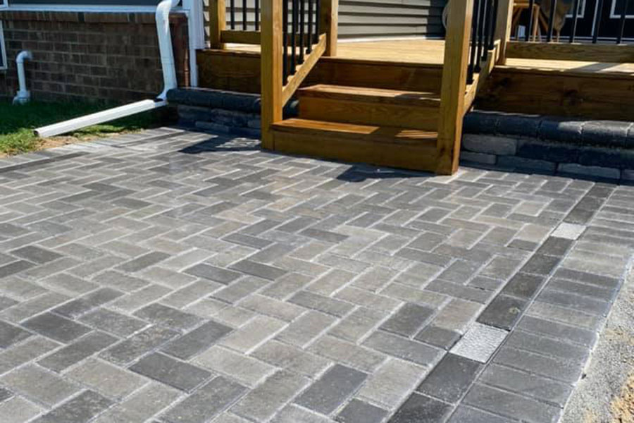 brick-paver-patio-solar-lights-1 brick paver patio