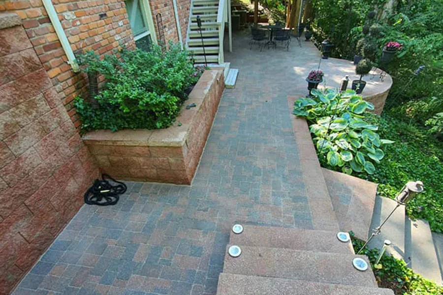 brick-paver-steps-solar-lights-1 Brick pavers