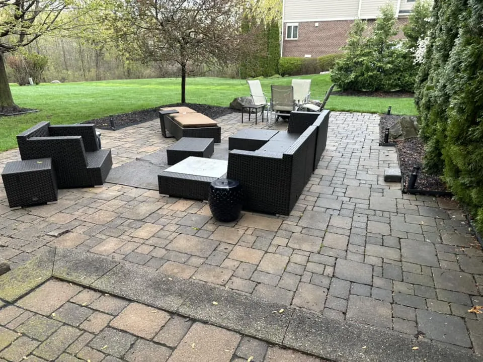 Before: paver patio and walkway refresh job before work started